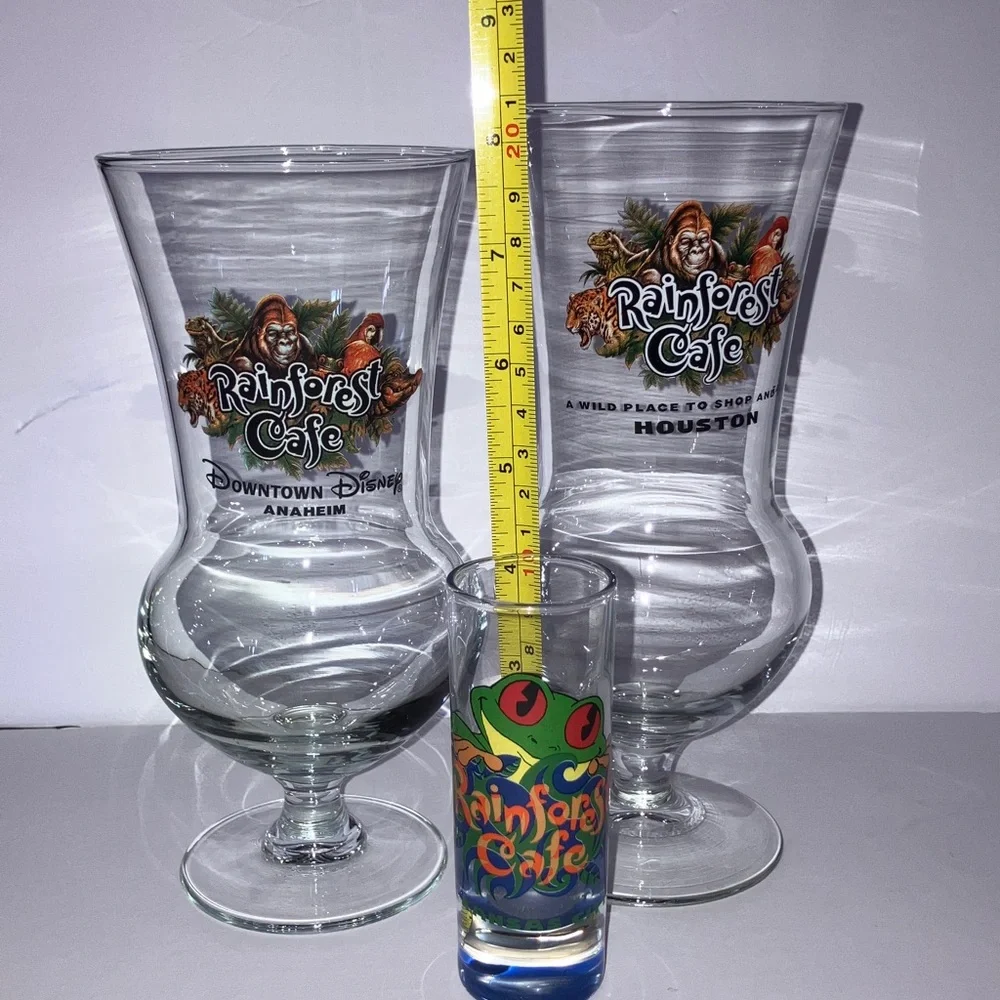 RAINFOREST CAFE Souvenir Glass‎ Set
